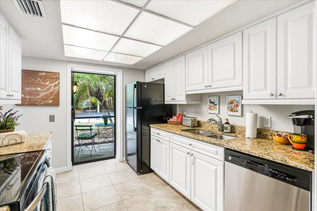 4540 BEE RIDGE RD #Villa 1 — photo 6