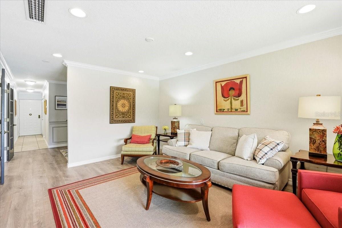 4540 BEE RIDGE RD #Villa 1 — photo 3