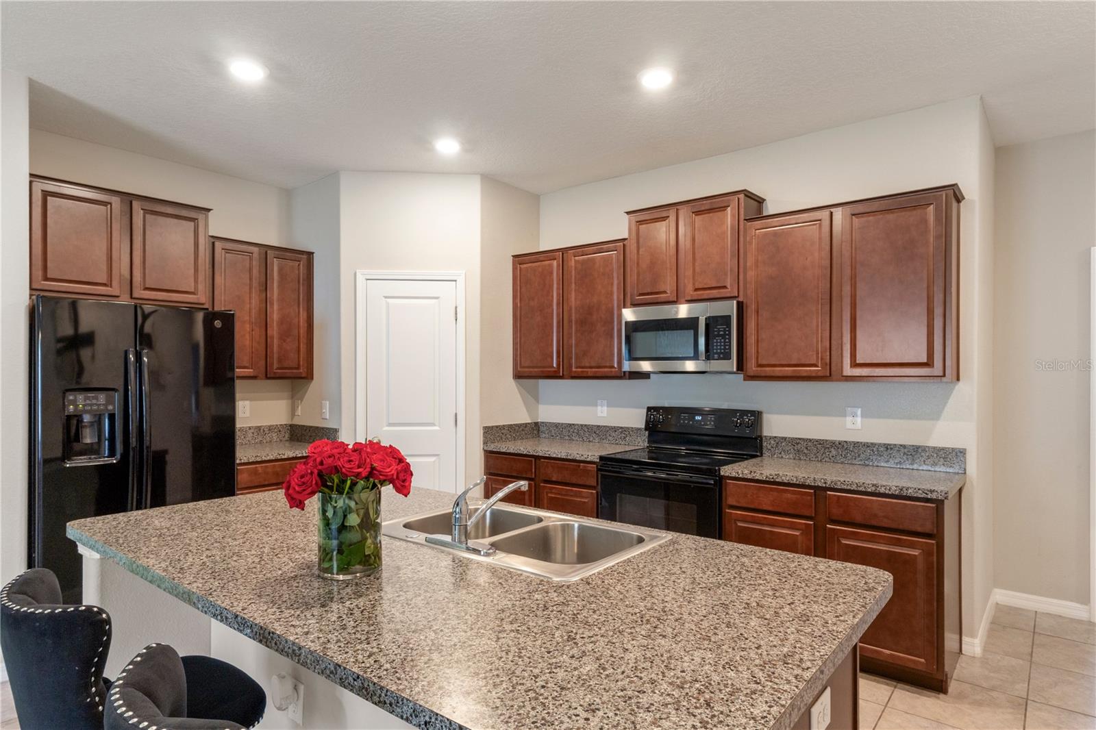2987 MOULDEN HOLLOW DR — photo 9