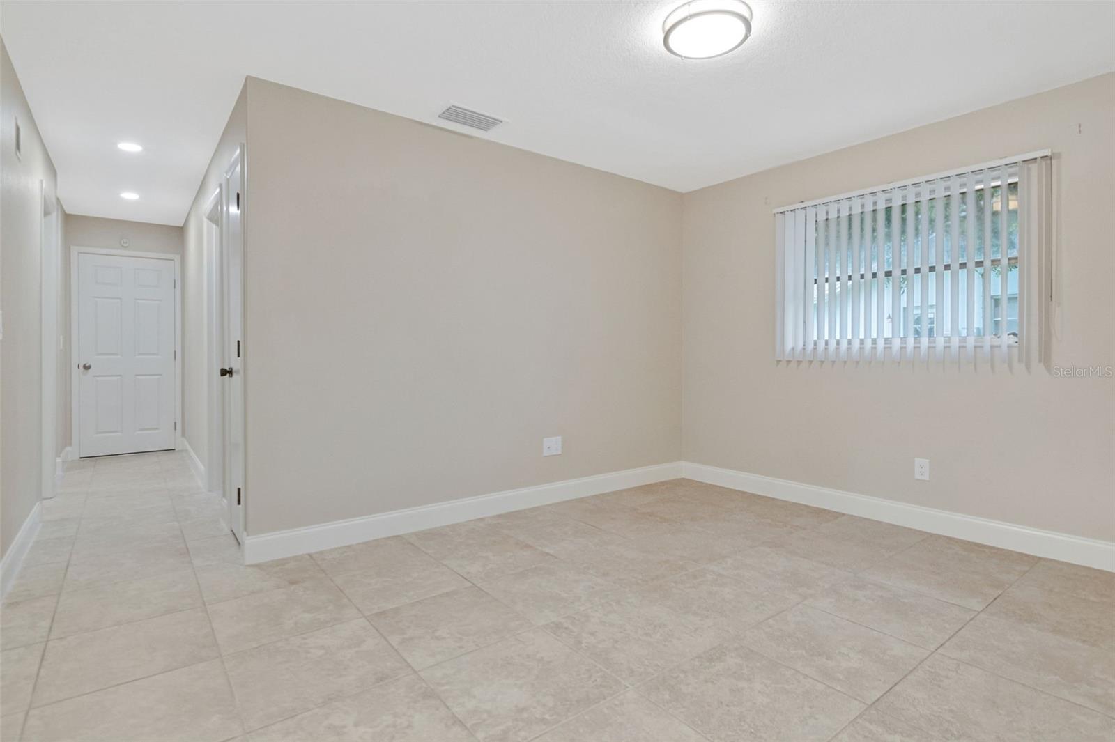 2958 DUNDEE DR — photo 18