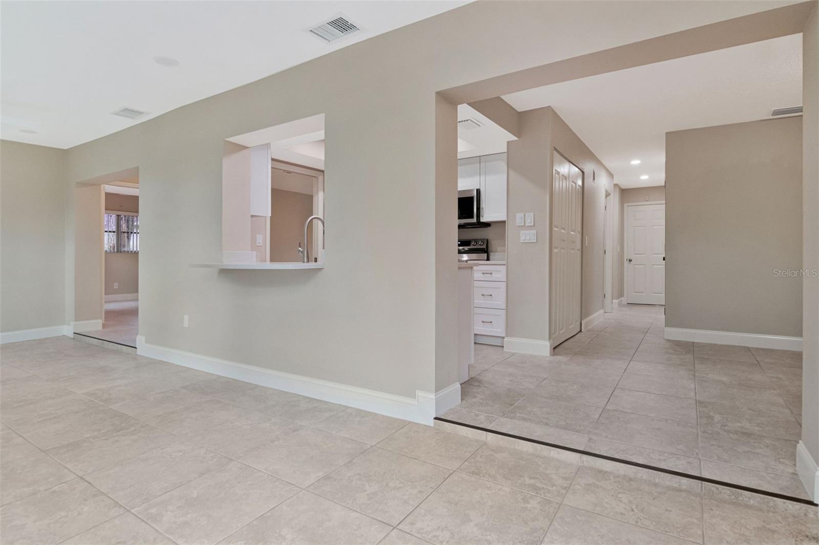2958 DUNDEE DR — photo 26