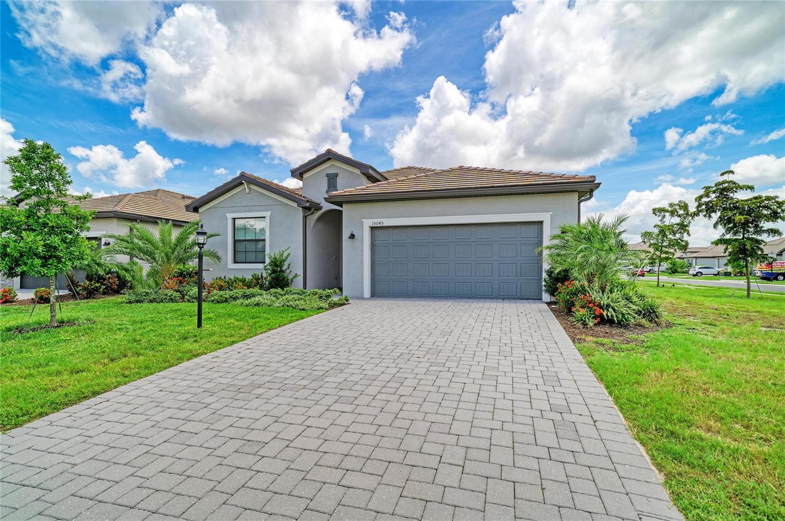 15045 SERENE SHORES LOOP — photo 2