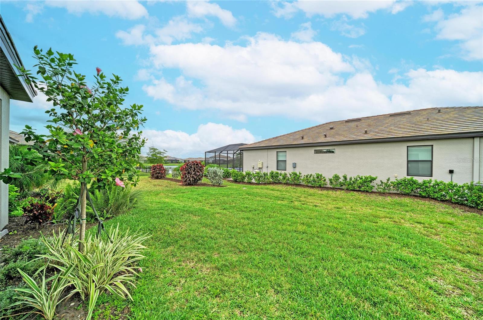 15045 SERENE SHORES LOOP — photo 29