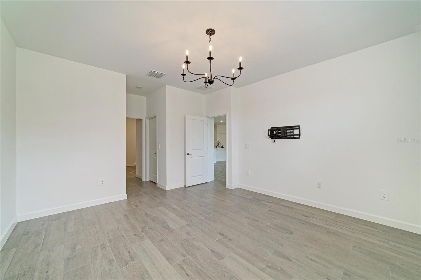 15045 SERENE SHORES LOOP — photo 35