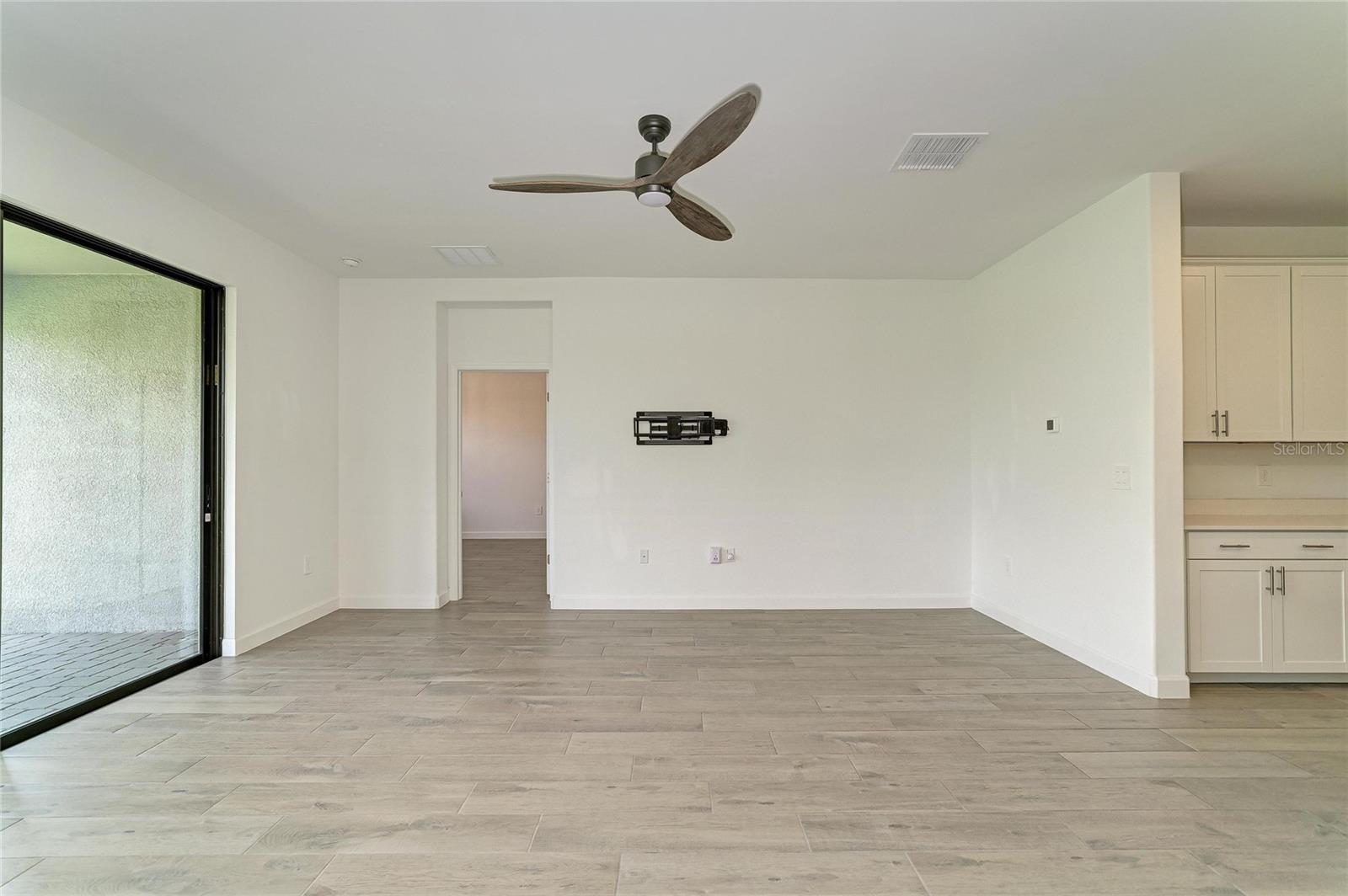 15045 SERENE SHORES LOOP — photo 23