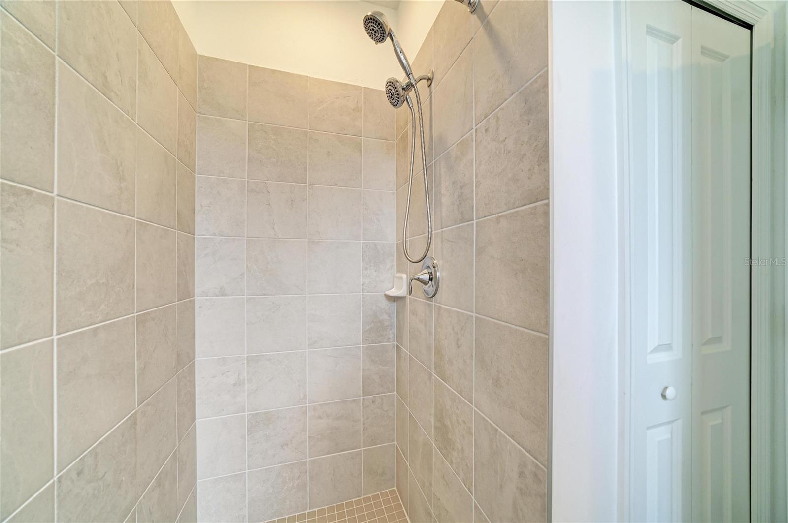 15045 SERENE SHORES LOOP — photo 49