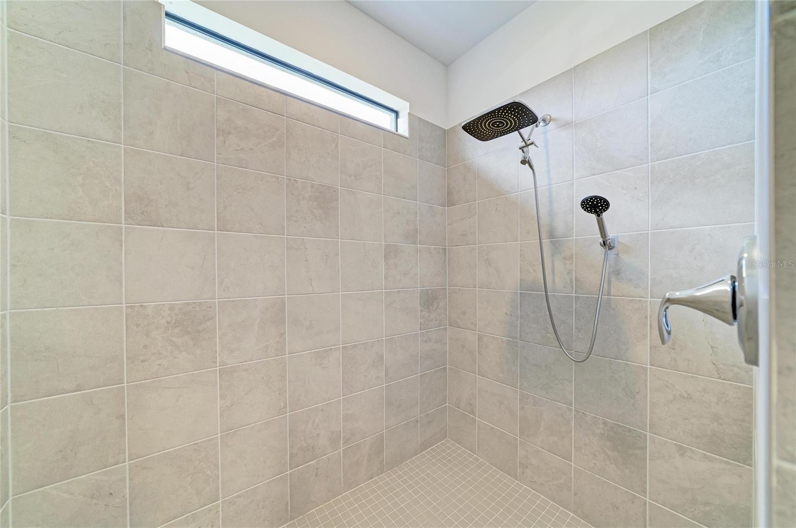 15045 SERENE SHORES LOOP — photo 40