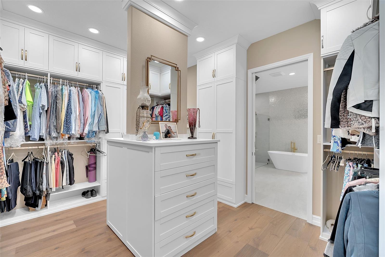 8986 BLOOMFIELD BLVD — photo 24