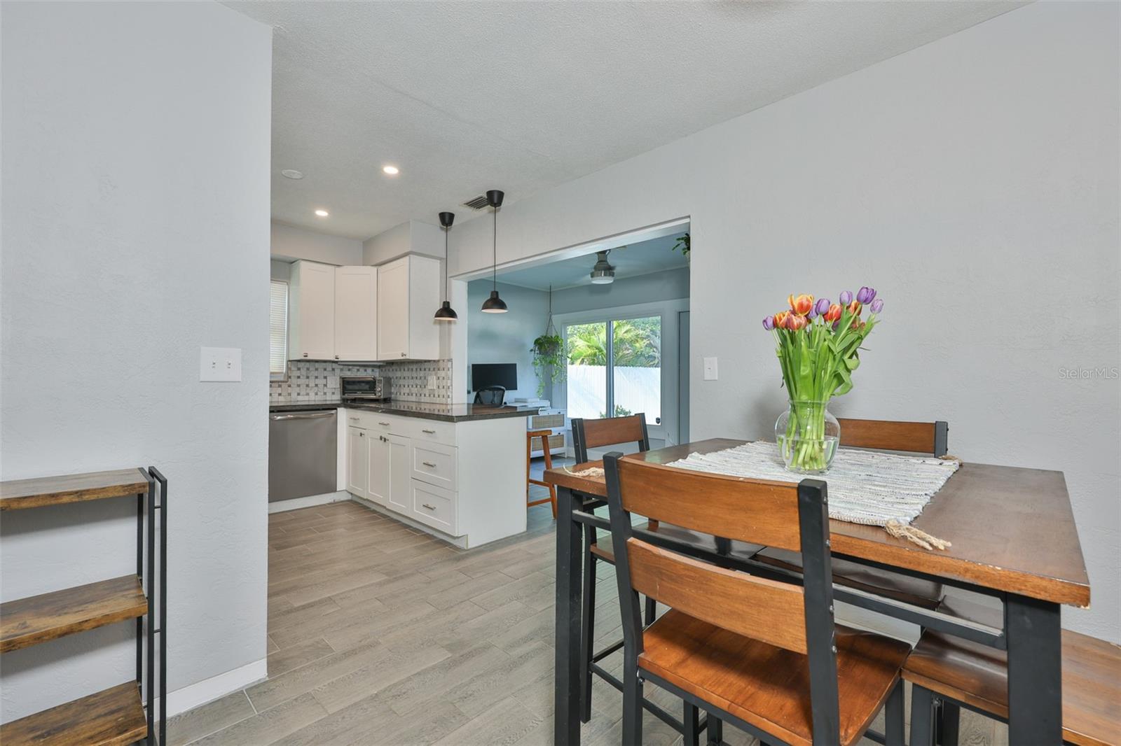3242 KINGSTON ST N — photo 11