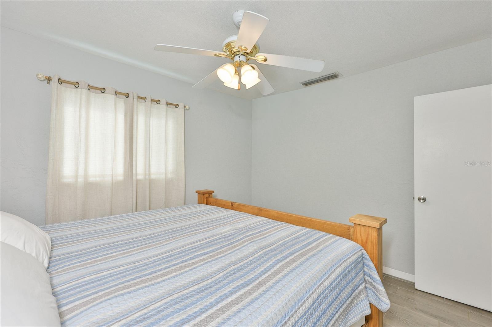 3242 KINGSTON ST N — photo 20