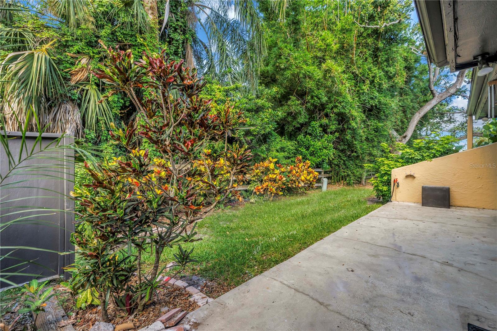 13300 INDIAN ROCKS RD #103 — photo 25