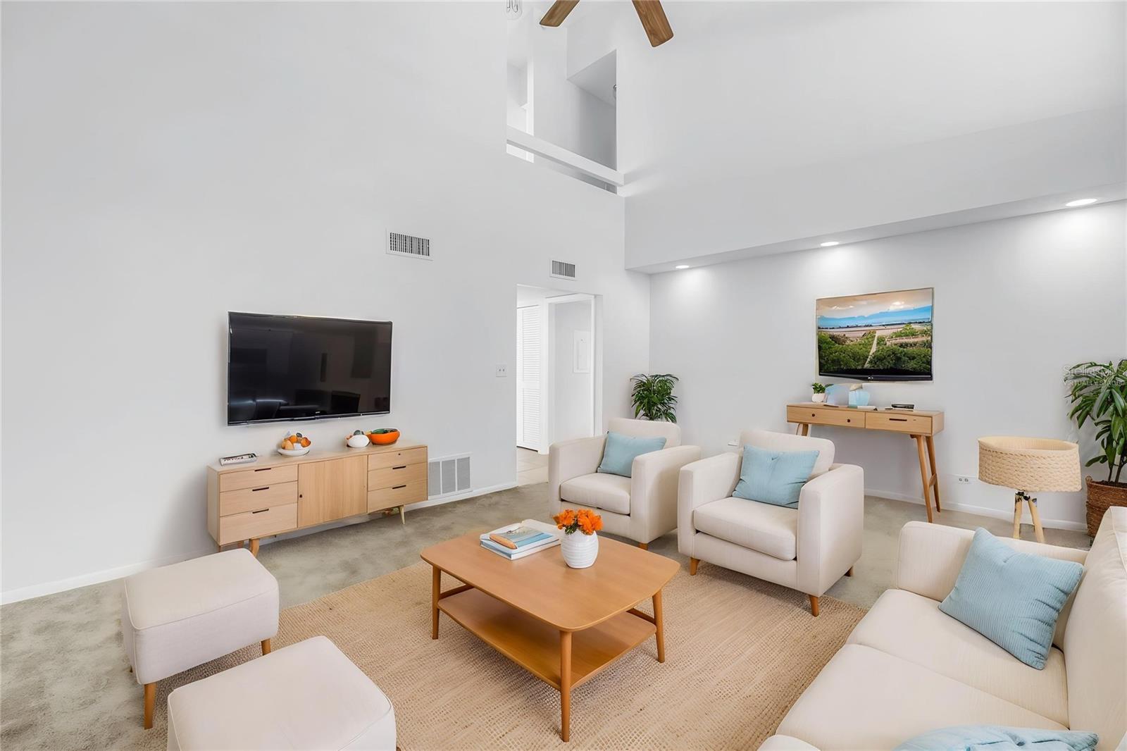 13300 INDIAN ROCKS RD #103 — photo 10