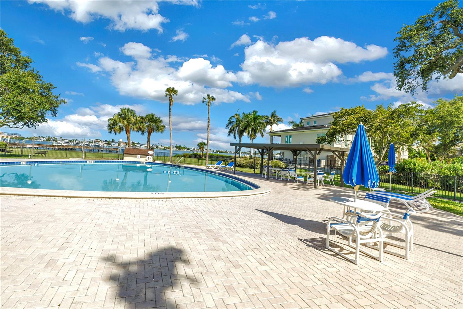 13300 INDIAN ROCKS RD #103 — photo 34