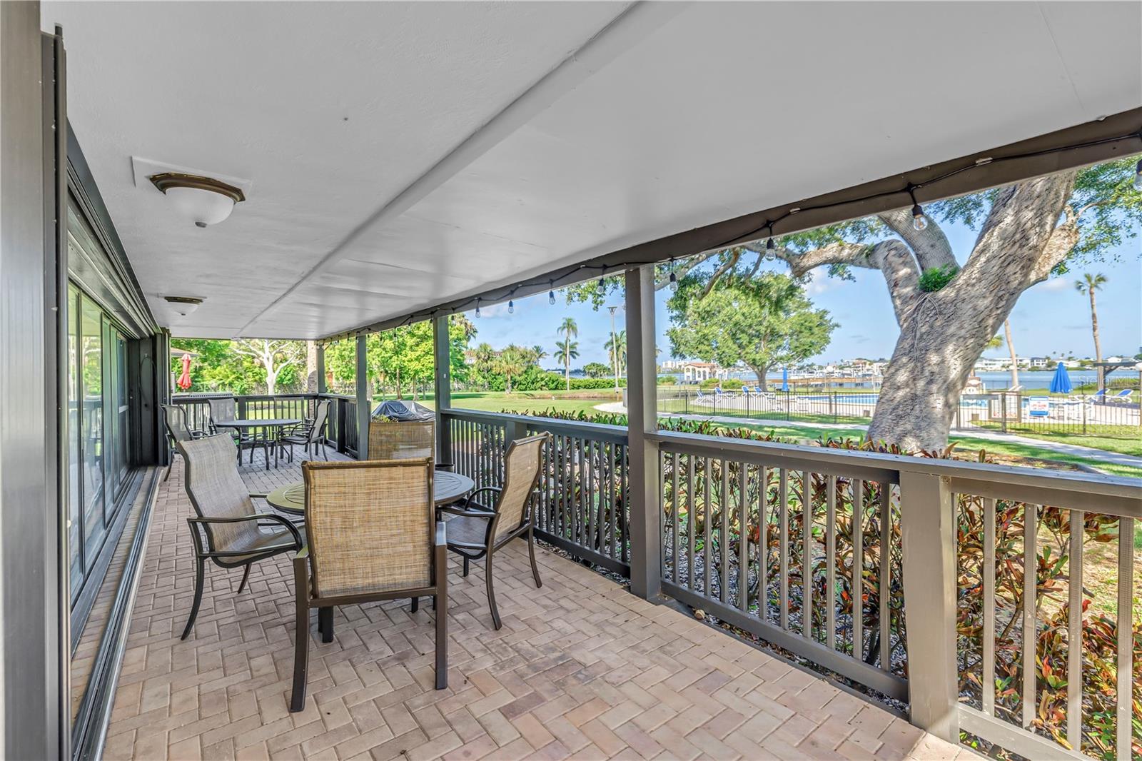 13300 INDIAN ROCKS RD #103 — photo 33