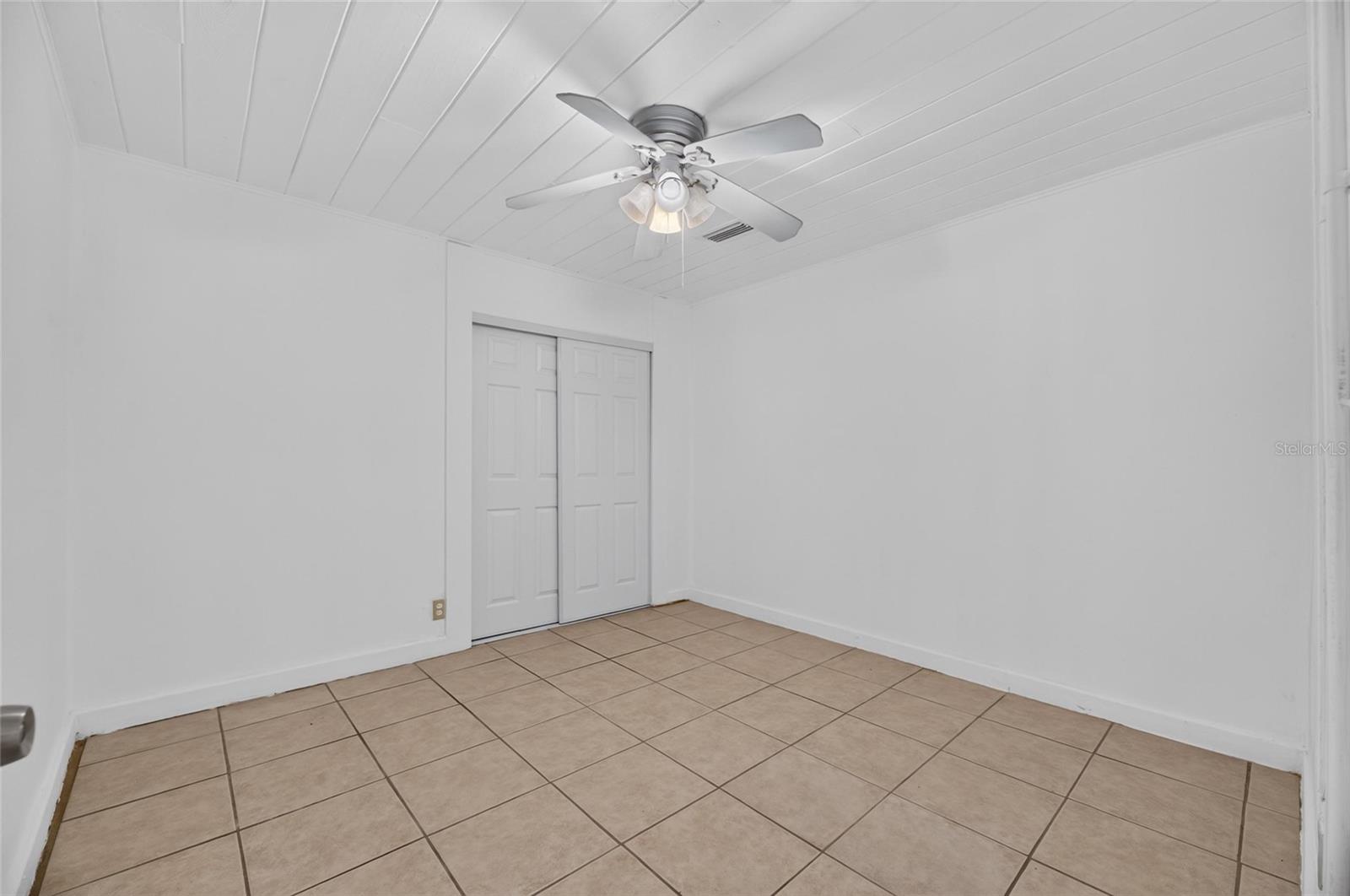 1005 E FLORA ST — photo 29