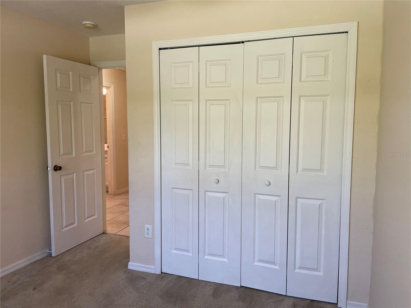 4060 CALATRAVA AVE — photo 13