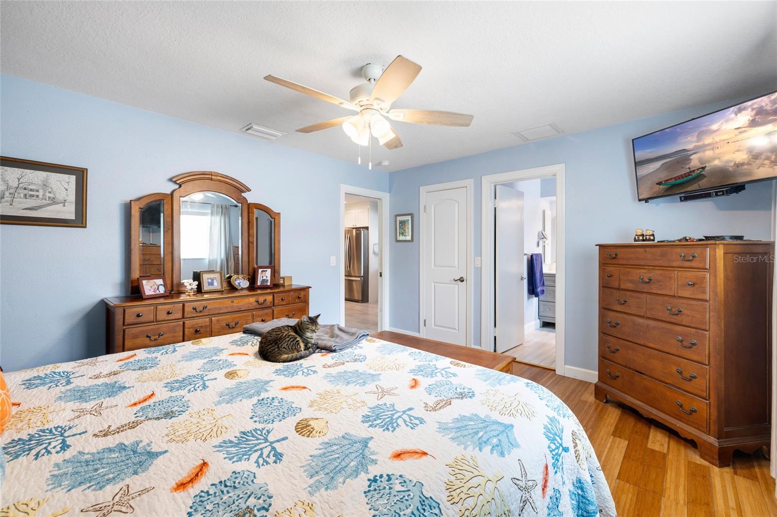 1070 MCCARTY ST — photo 24