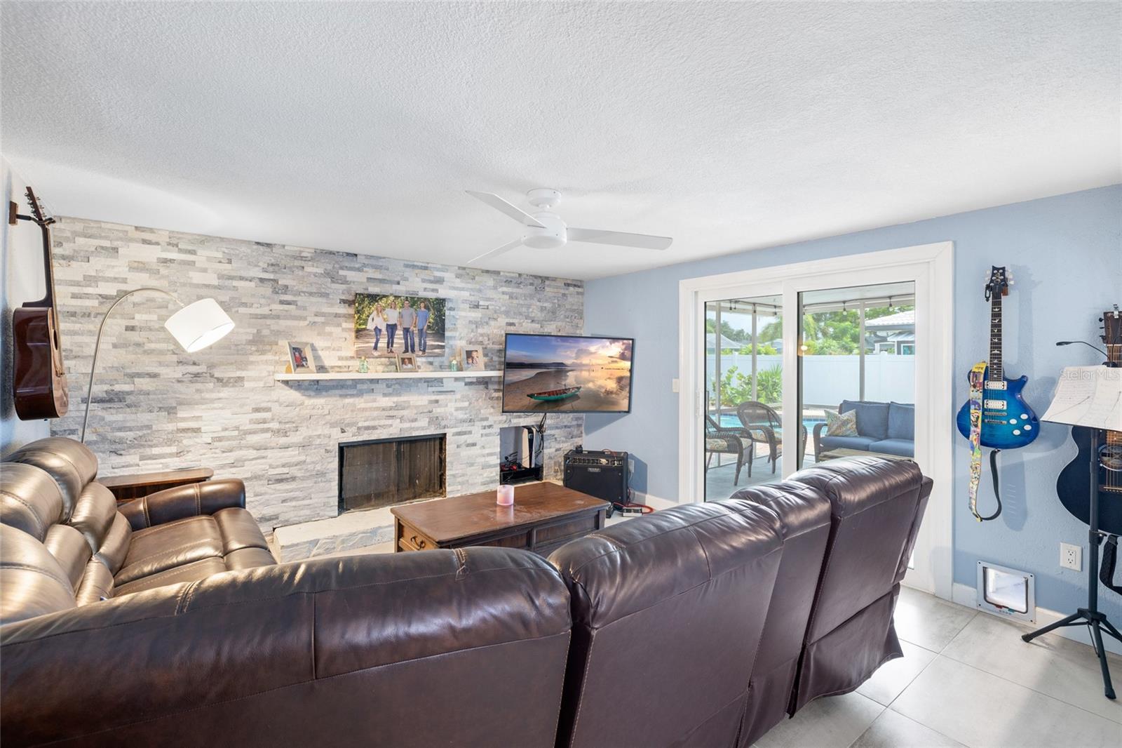 1070 MCCARTY ST — photo 35