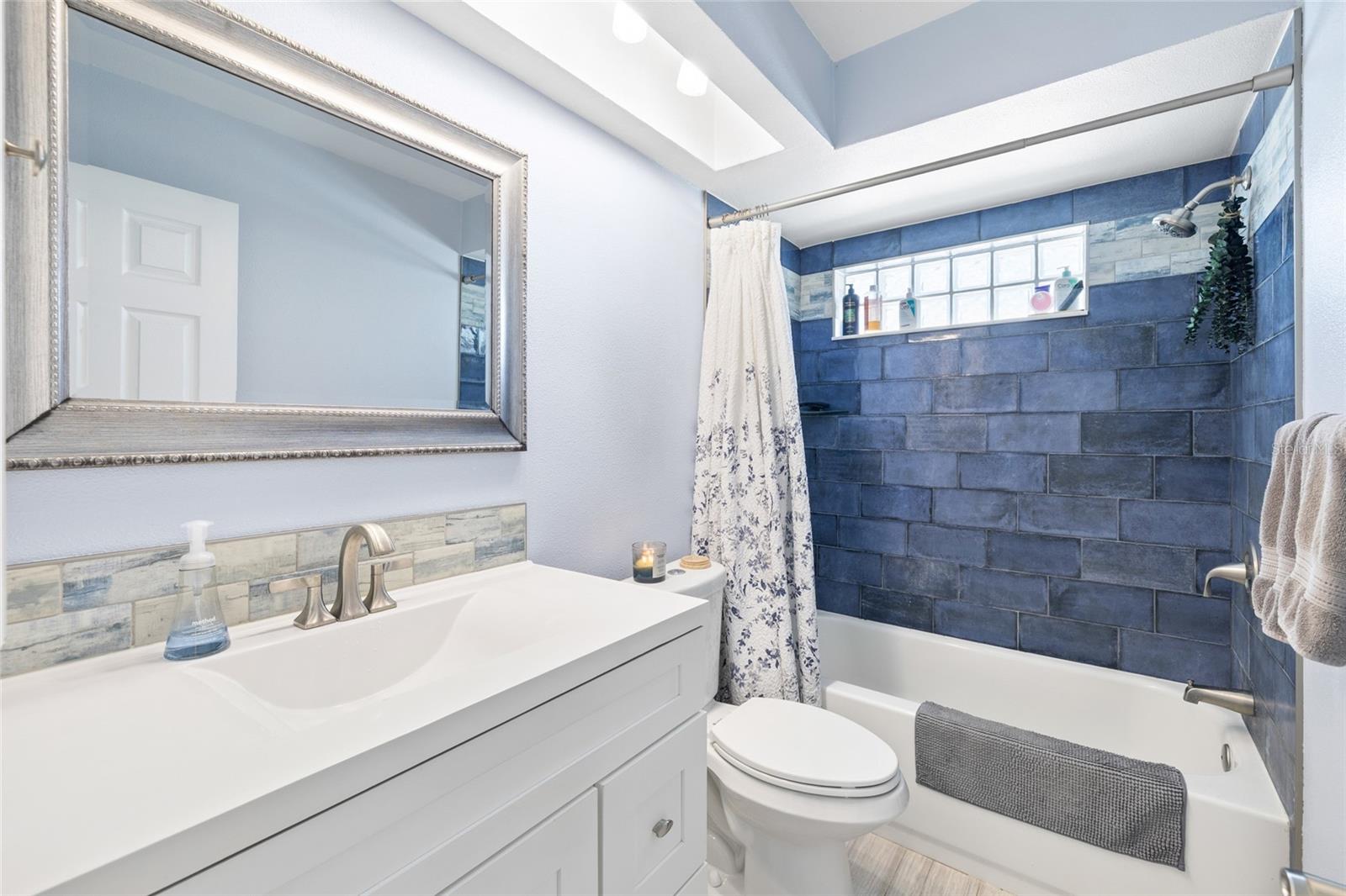1070 MCCARTY ST — photo 30