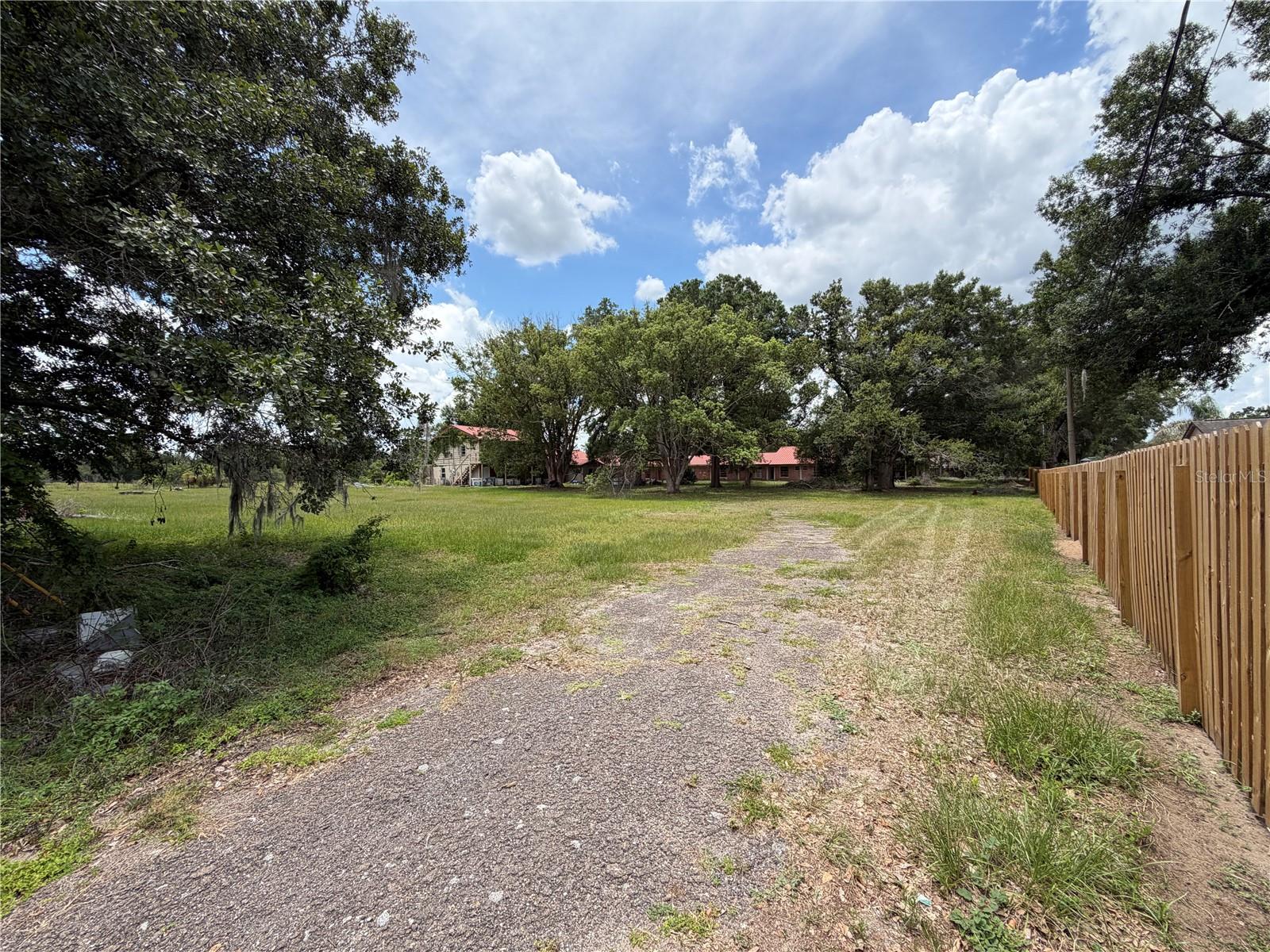 4215 STEARNS RD — photo 23
