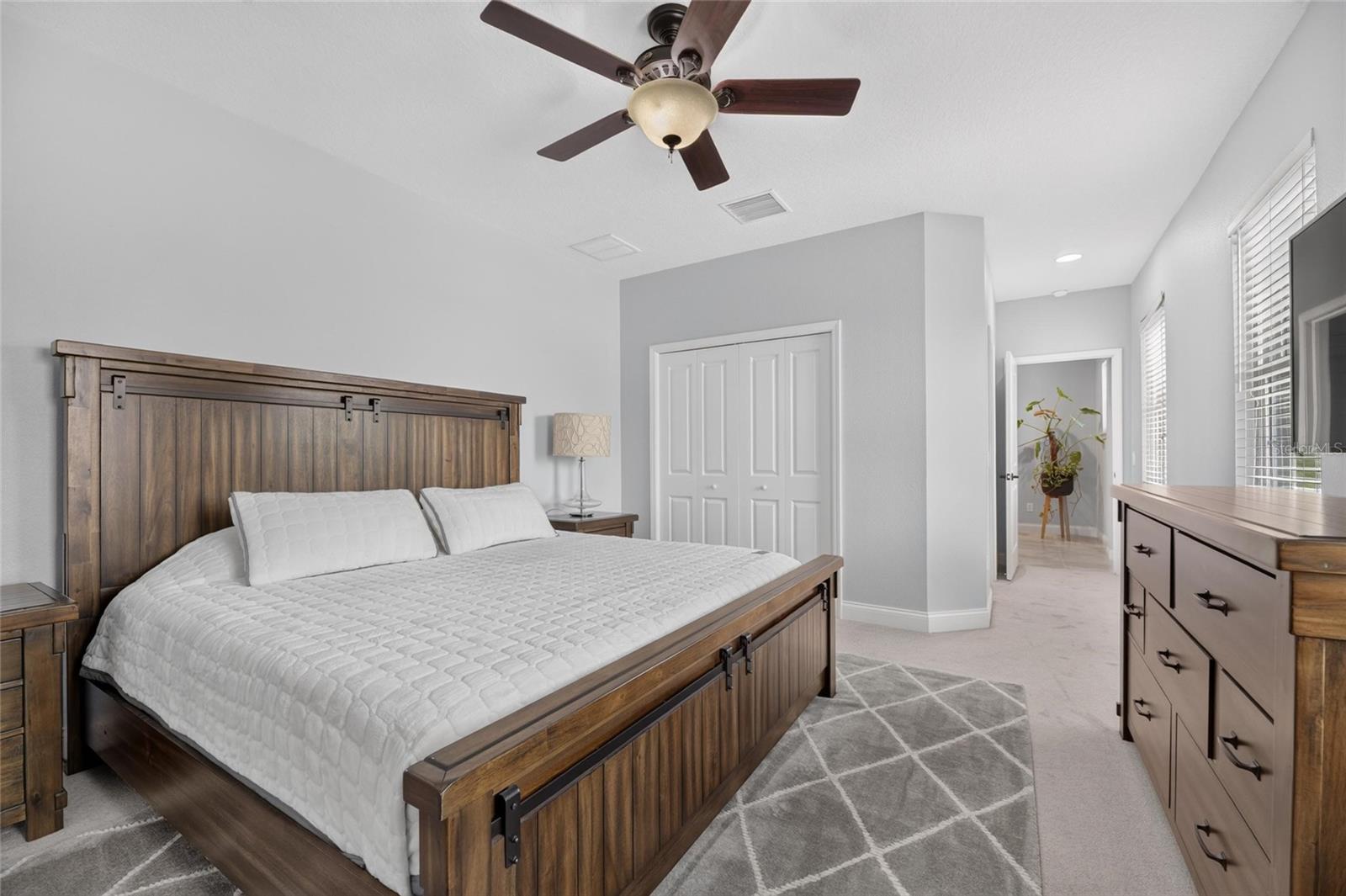 713 ISLEBAY DR — photo 57