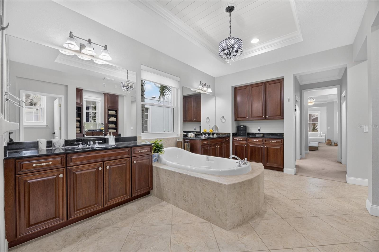 713 ISLEBAY DR — photo 43