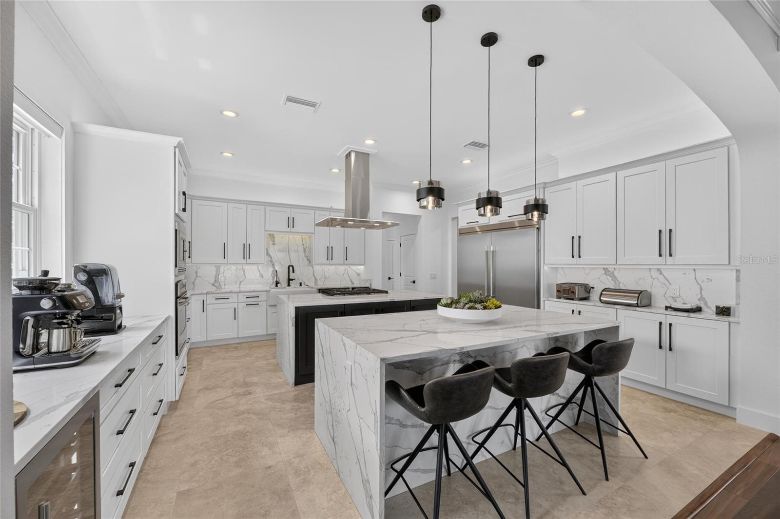 713 ISLEBAY DR — photo 26