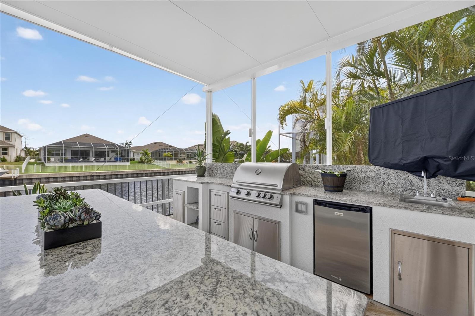713 ISLEBAY DR — photo 82