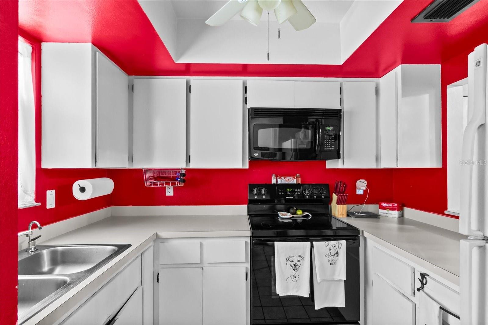 1219 MACKERAL AVE — photo 3