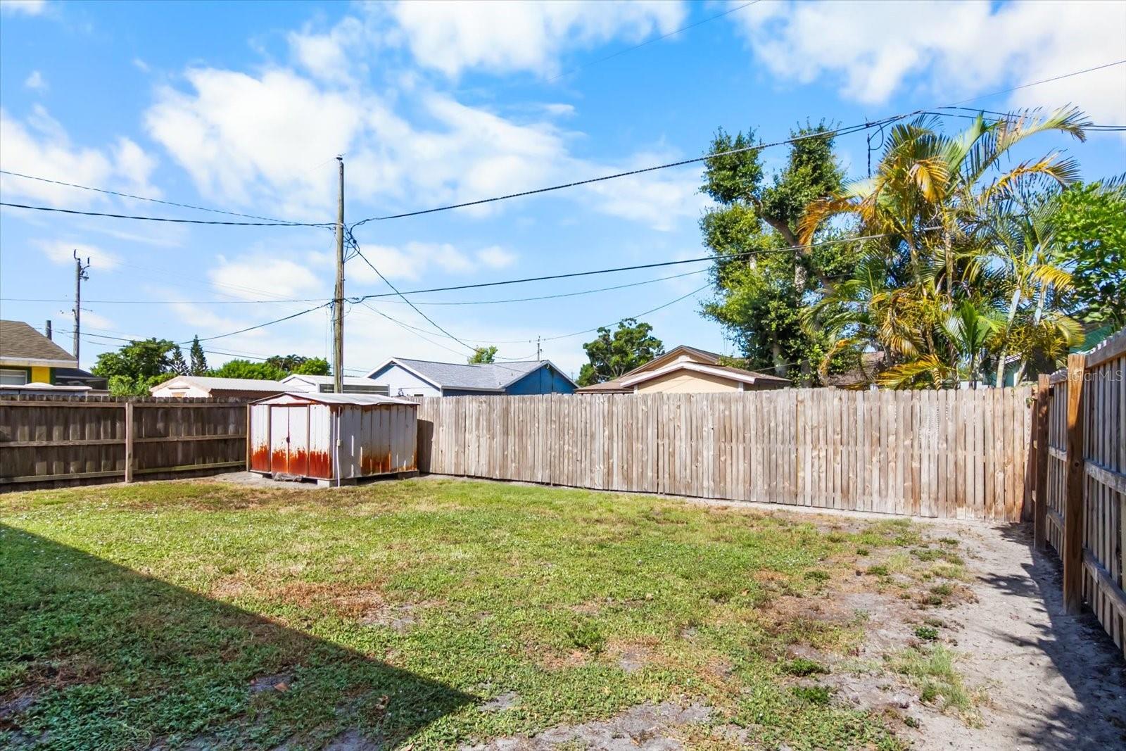 1219 MACKERAL AVE — photo 8