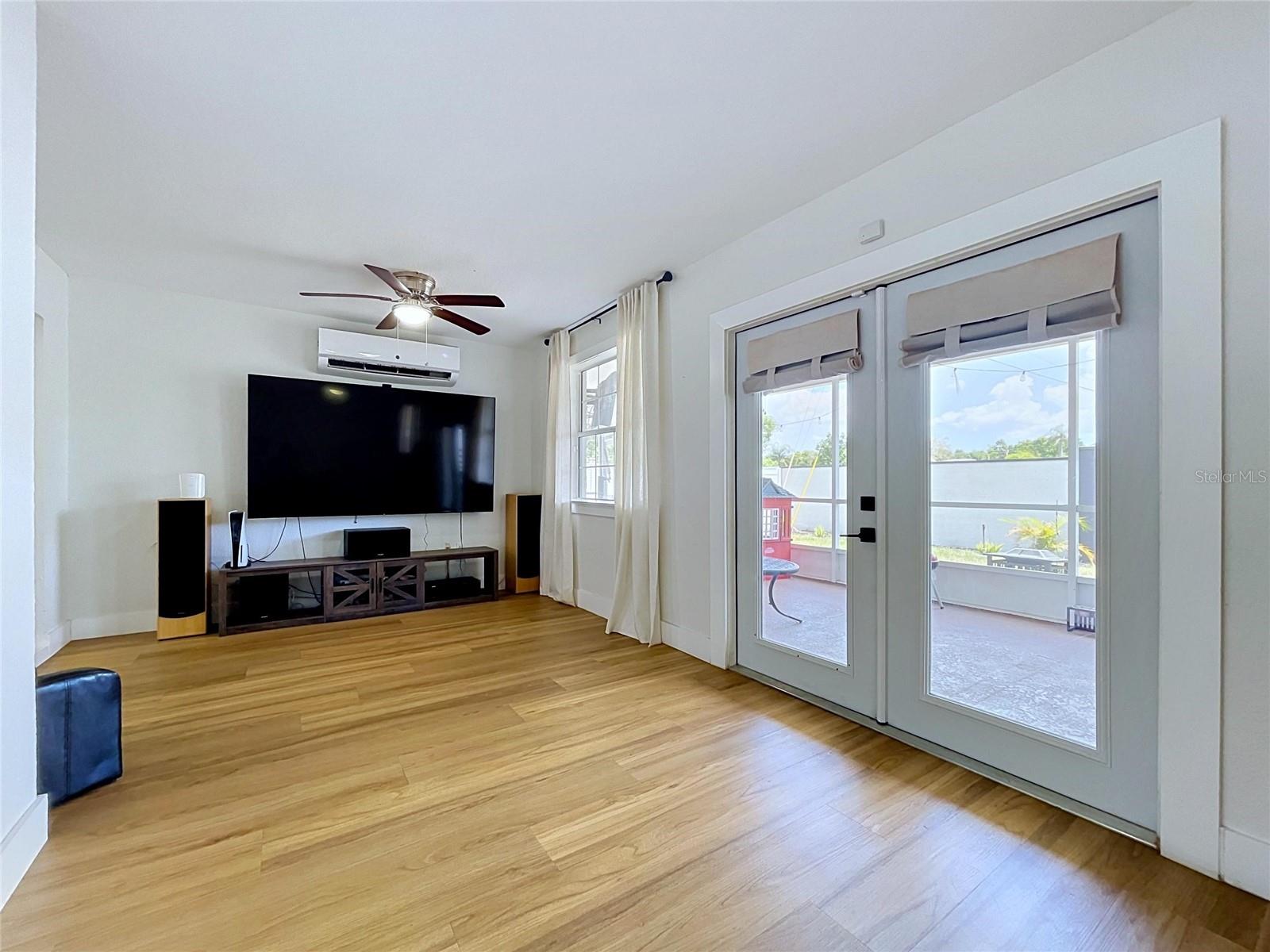 5520 FULMAR DR — photo 44