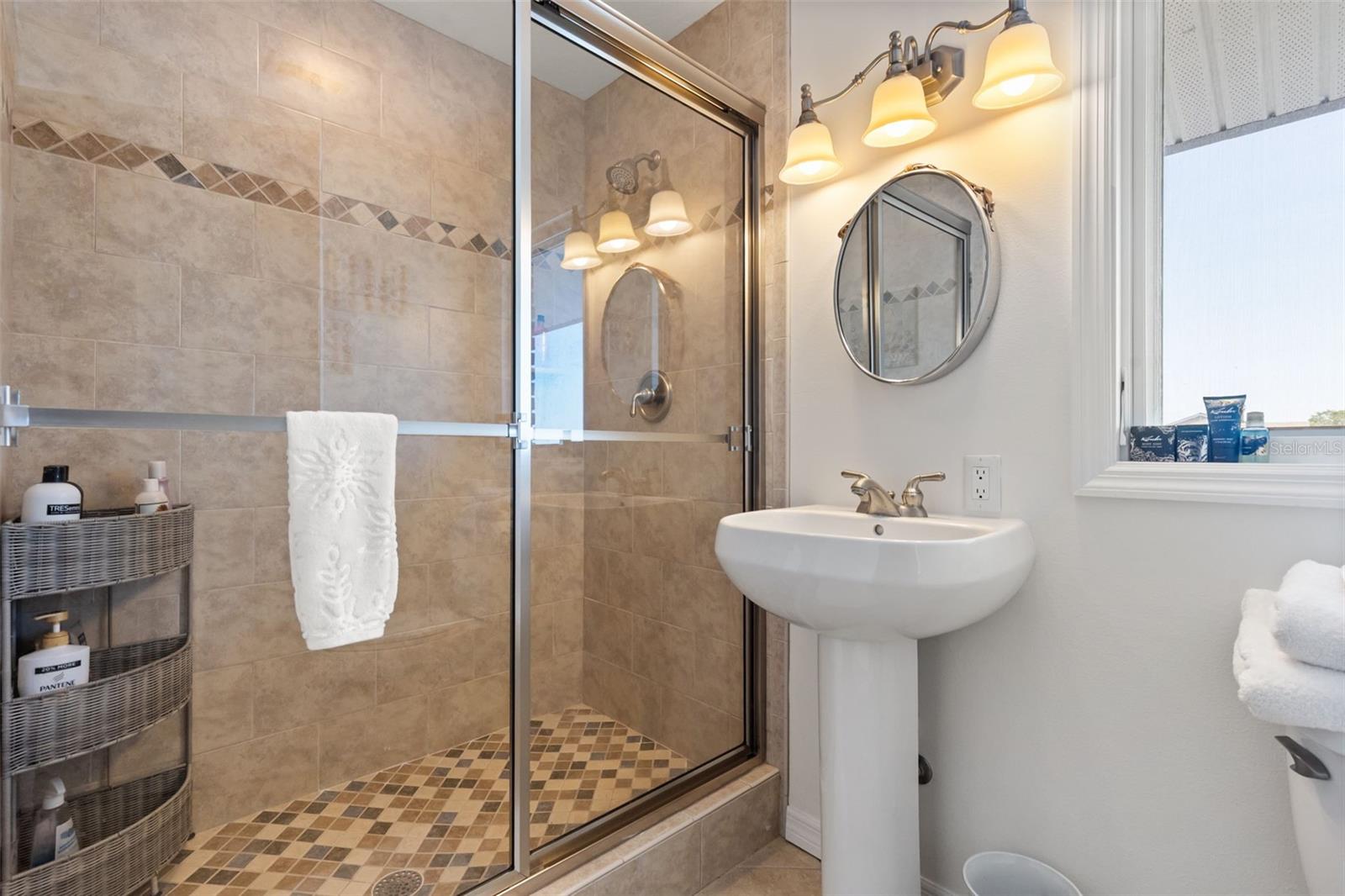 6118 RIVERVIEW BLVD — photo 51