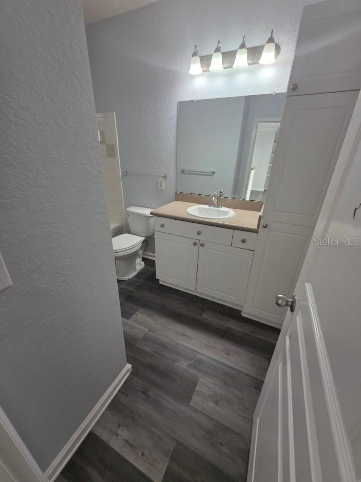 9401 CRESCENT LOOP CIR #203 — photo 8