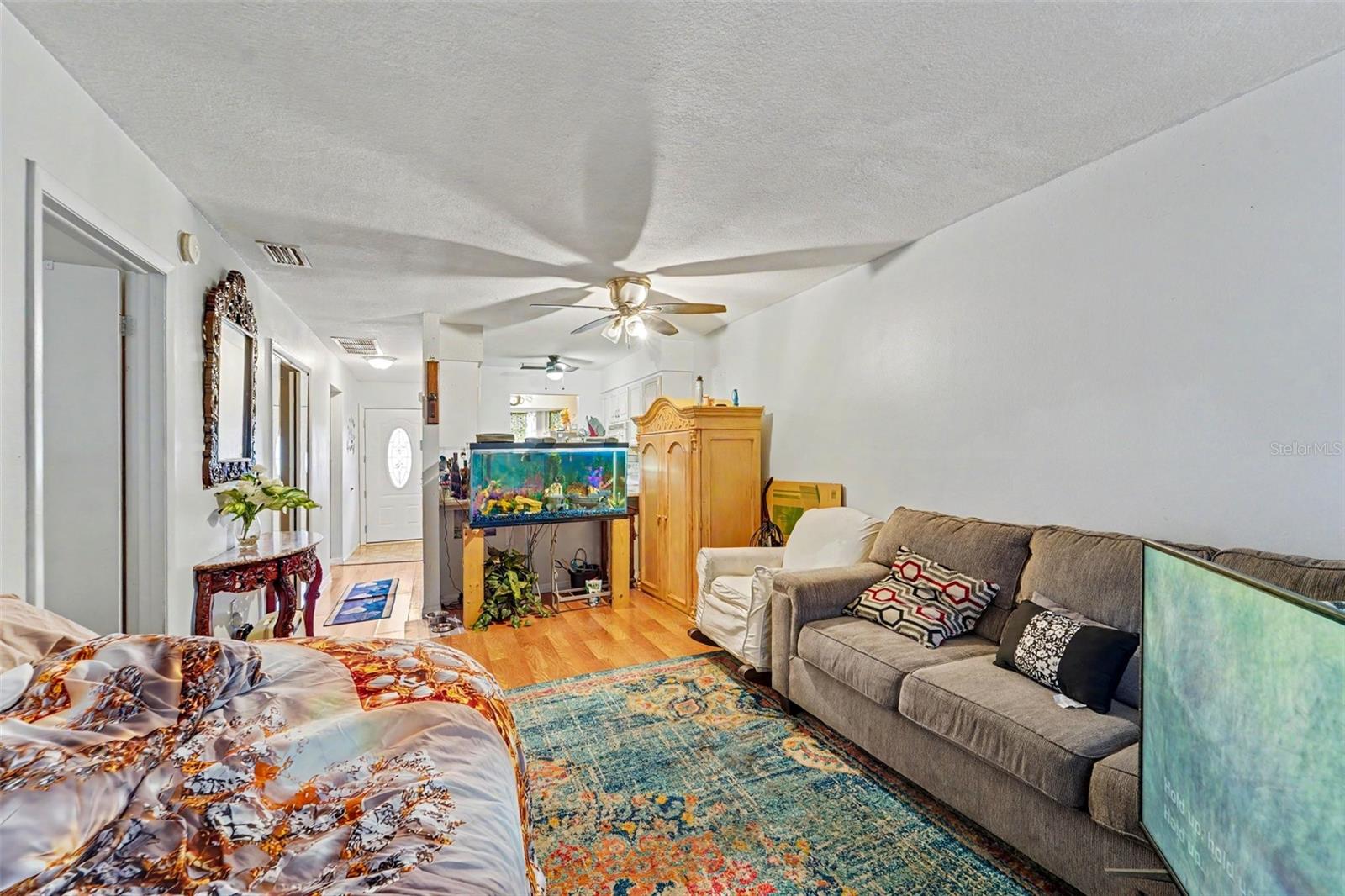 12435 KNOLLBROOK LN — photo 4