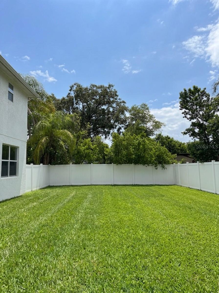 3008 E SLIGH AVE — photo 12