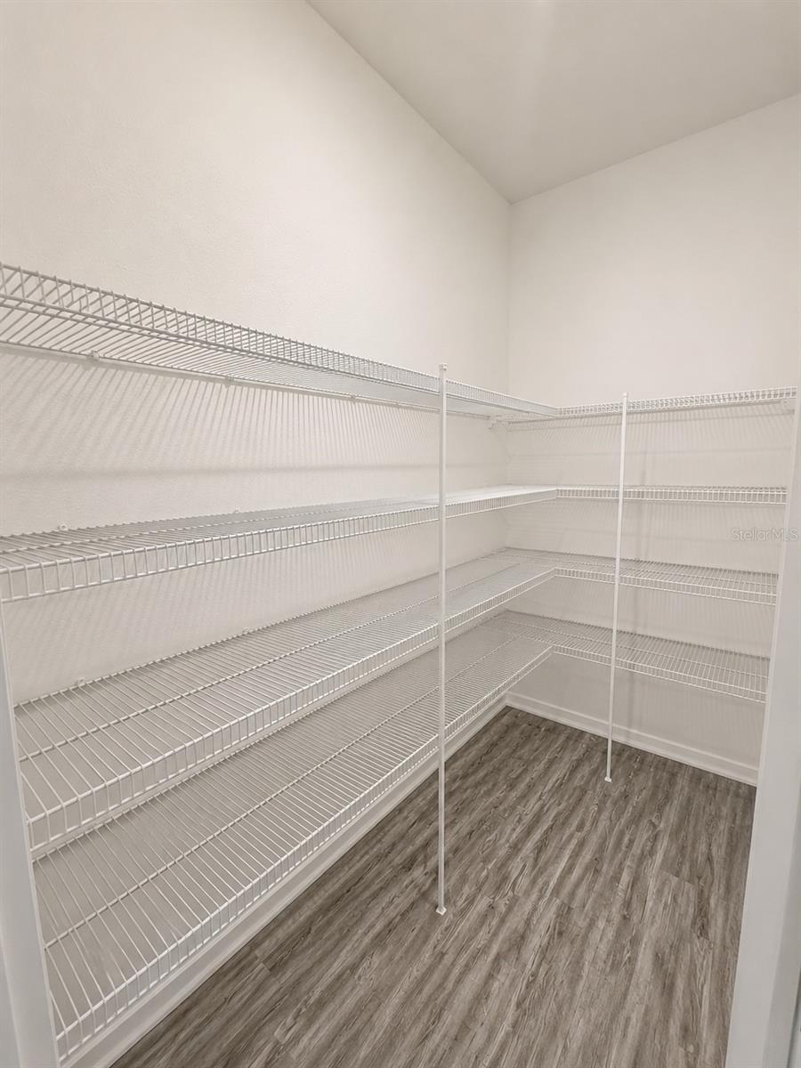 3008 E SLIGH AVE — photo 10