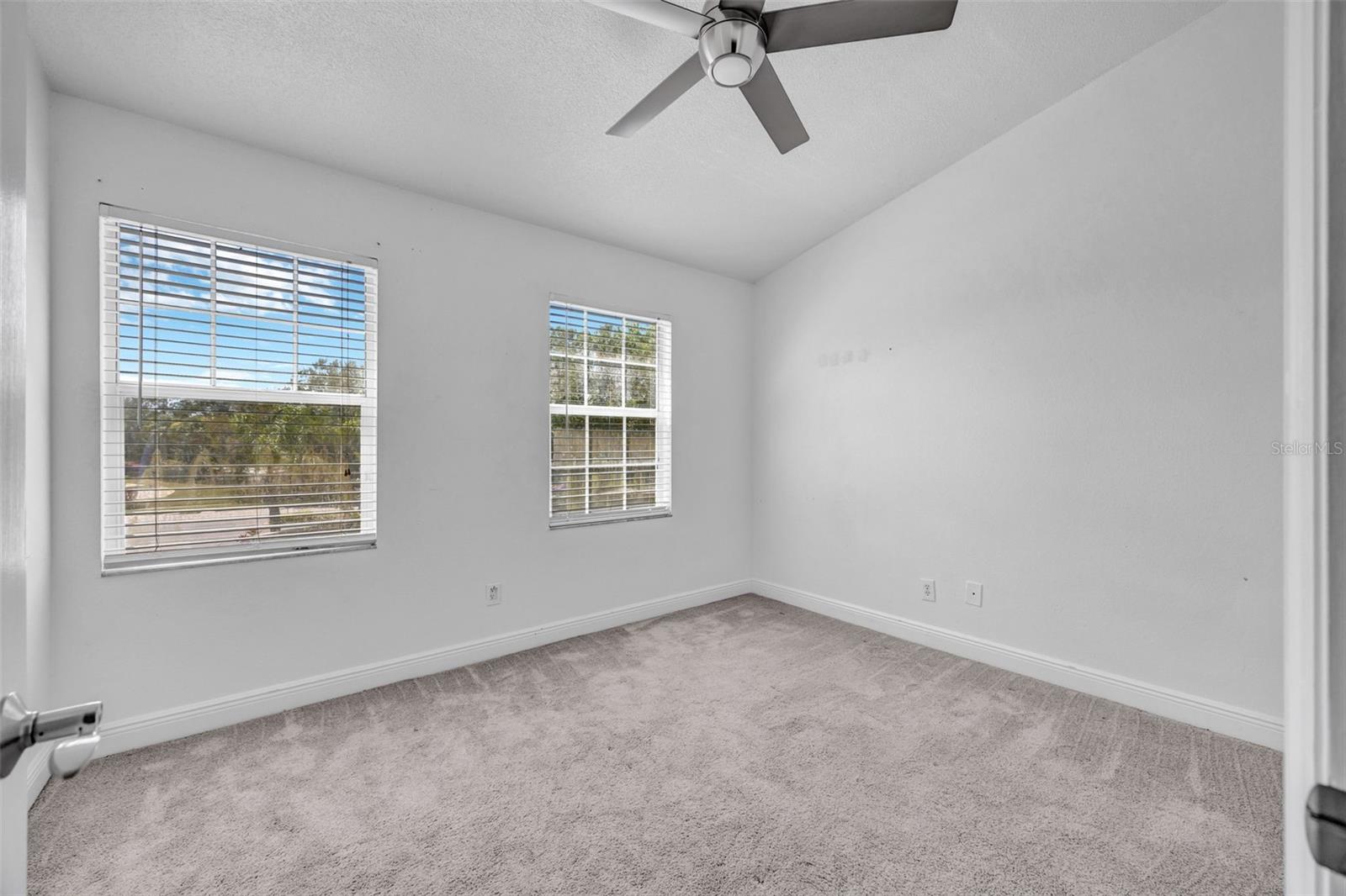 6127 BAYSIDE KEY DR — photo 36