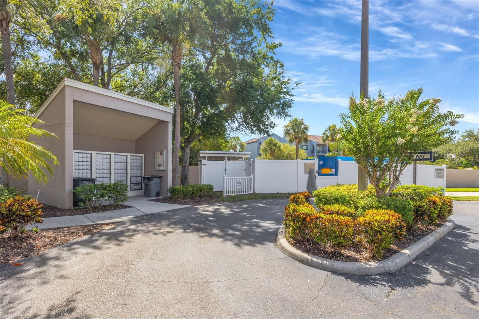 6127 BAYSIDE KEY DR — photo 48