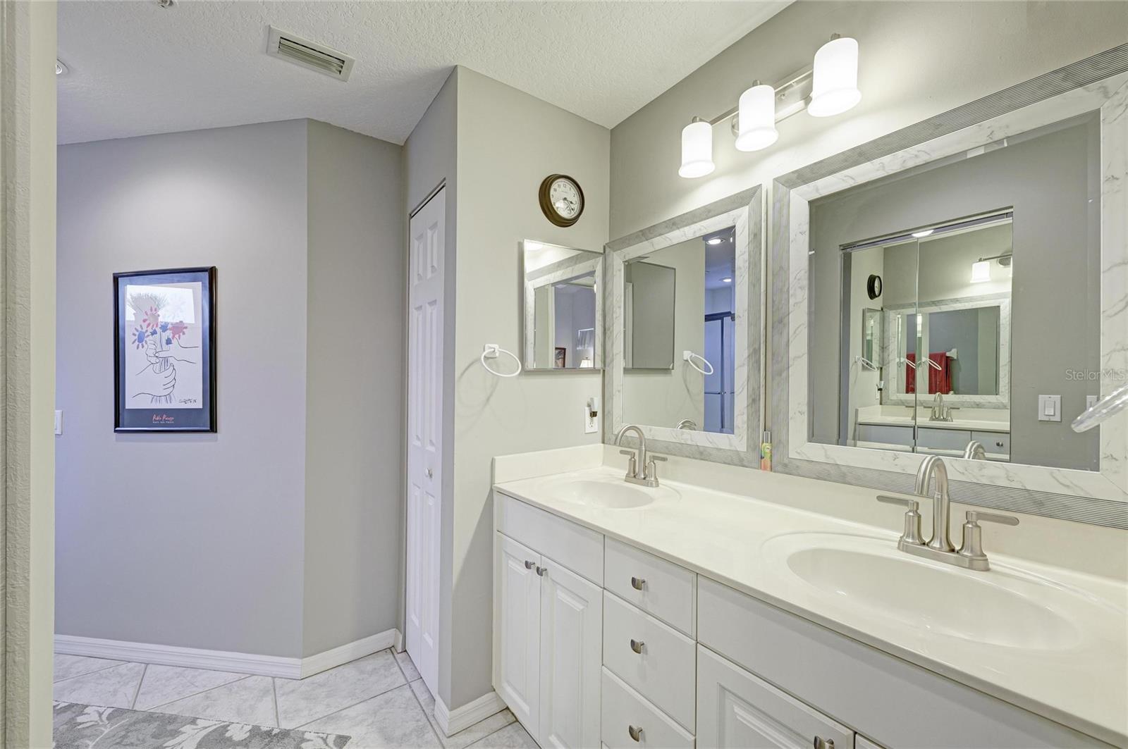 6821 FAIRVIEW TER #6821 — photo 33