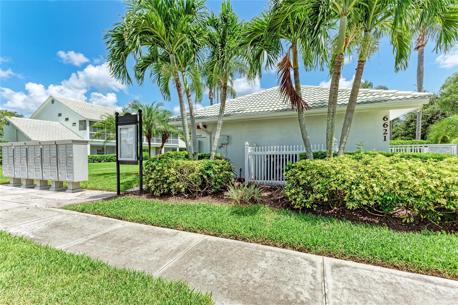 6821 FAIRVIEW TER #6821 — photo 46