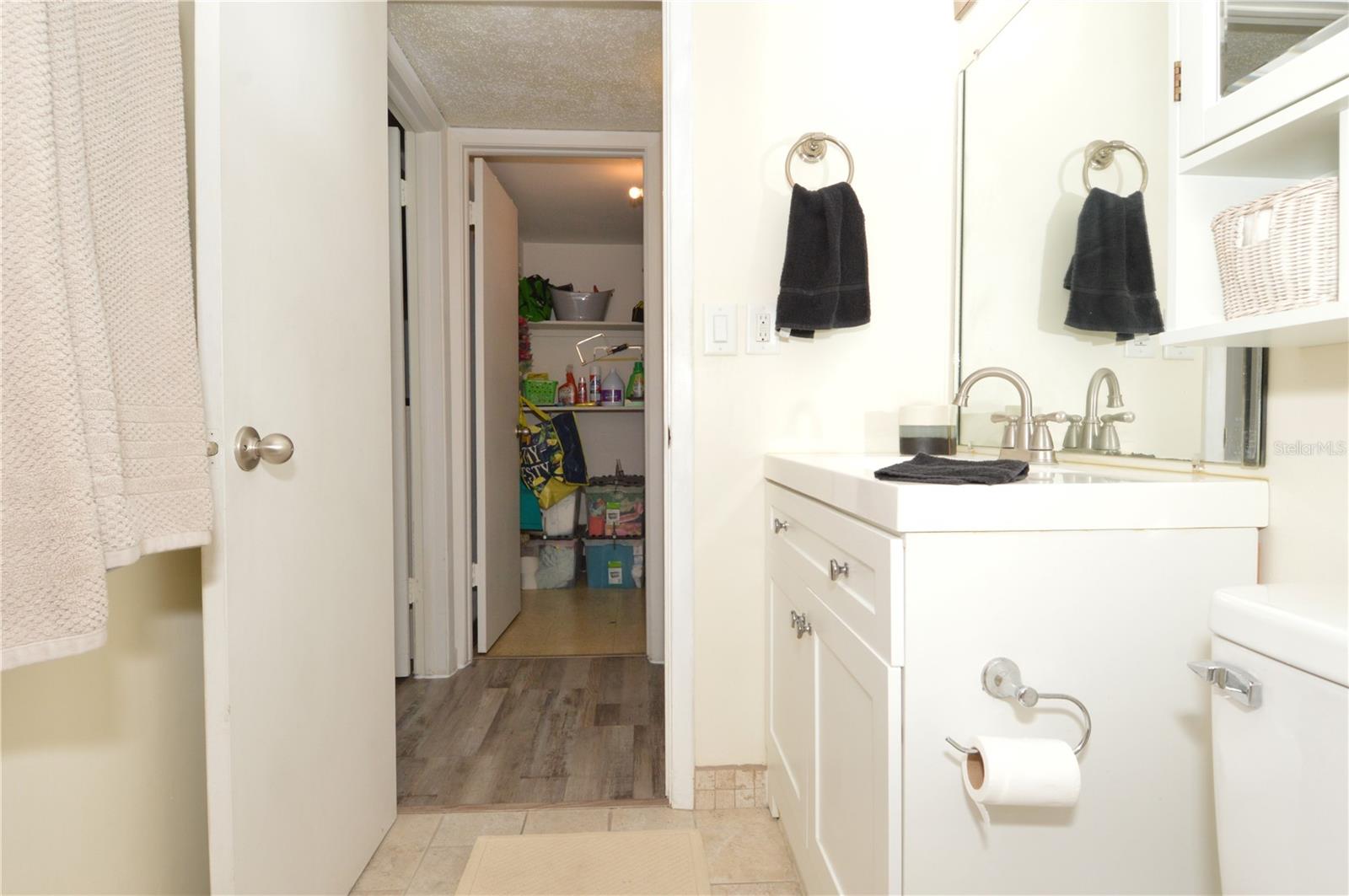 12760 INDIAN ROCKS RD #409 — photo 27