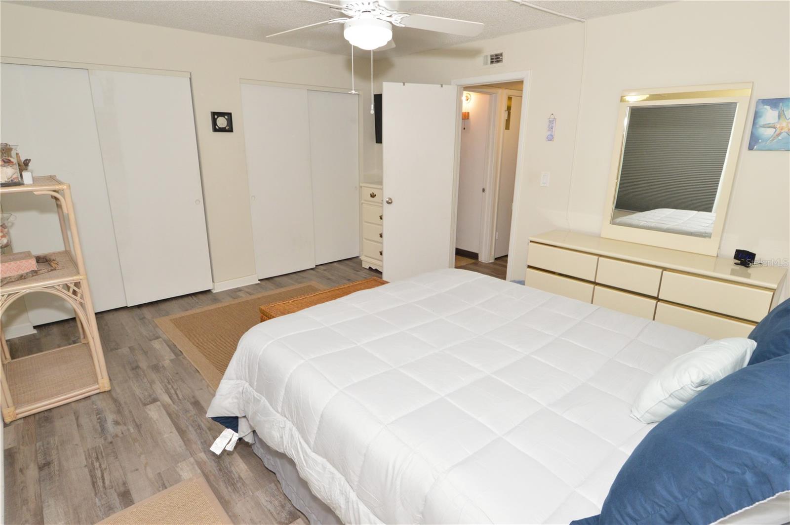12760 INDIAN ROCKS RD #409 — photo 35