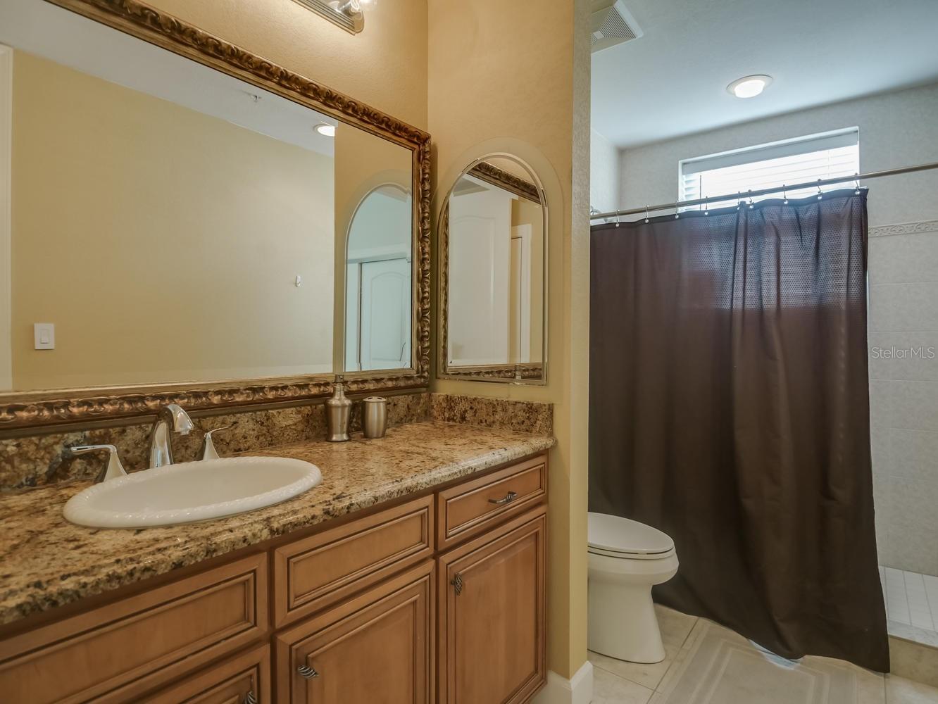 600 GARRISON COVE LN #2B — photo 23
