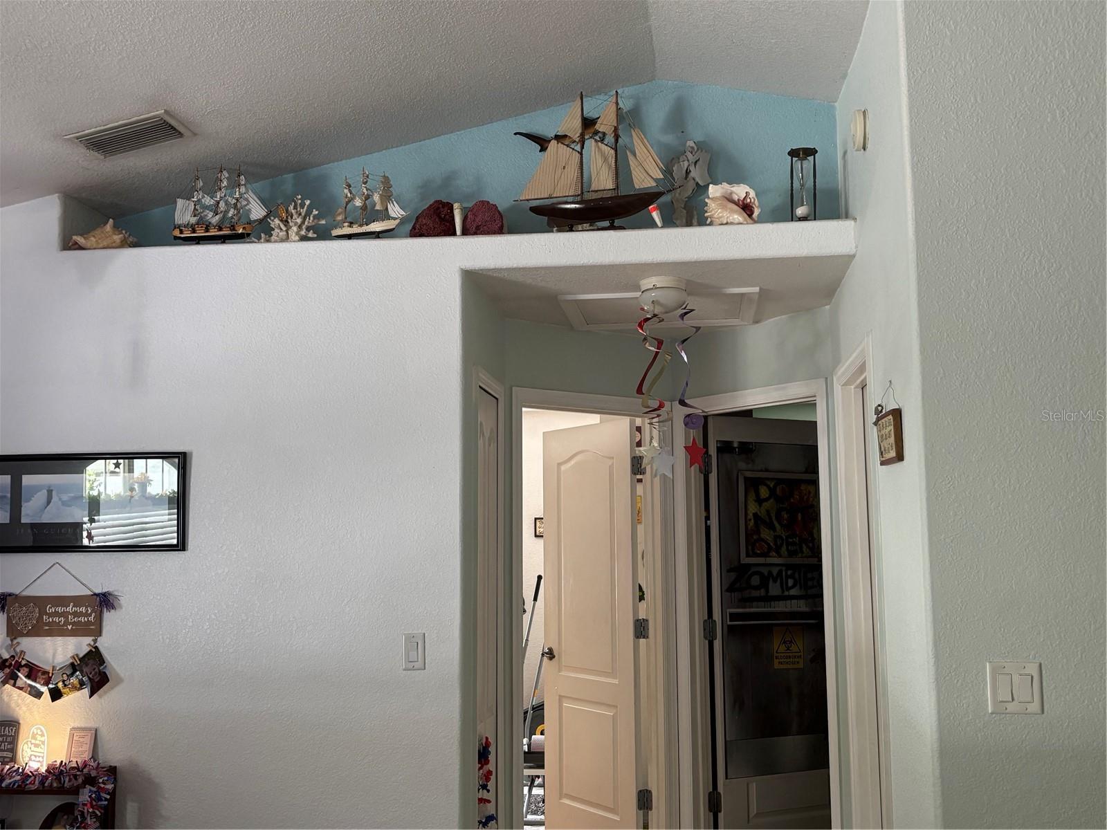3911 GEARY TER — photo 10