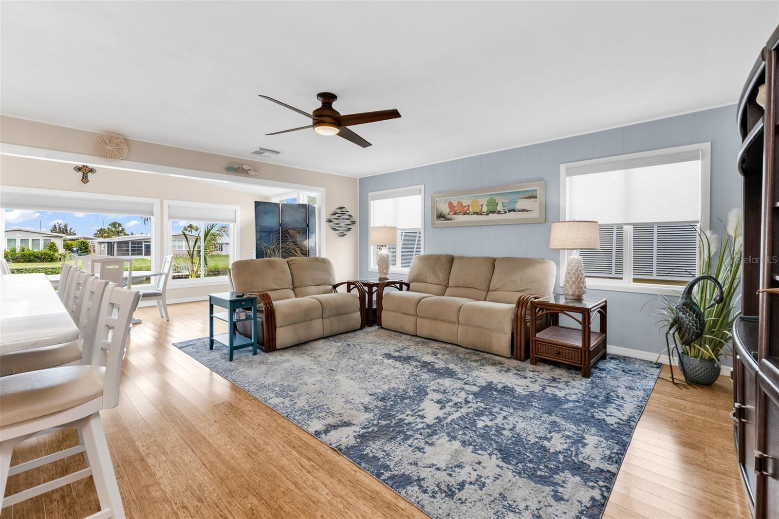 114 MARTINIQUE RD — photo 10