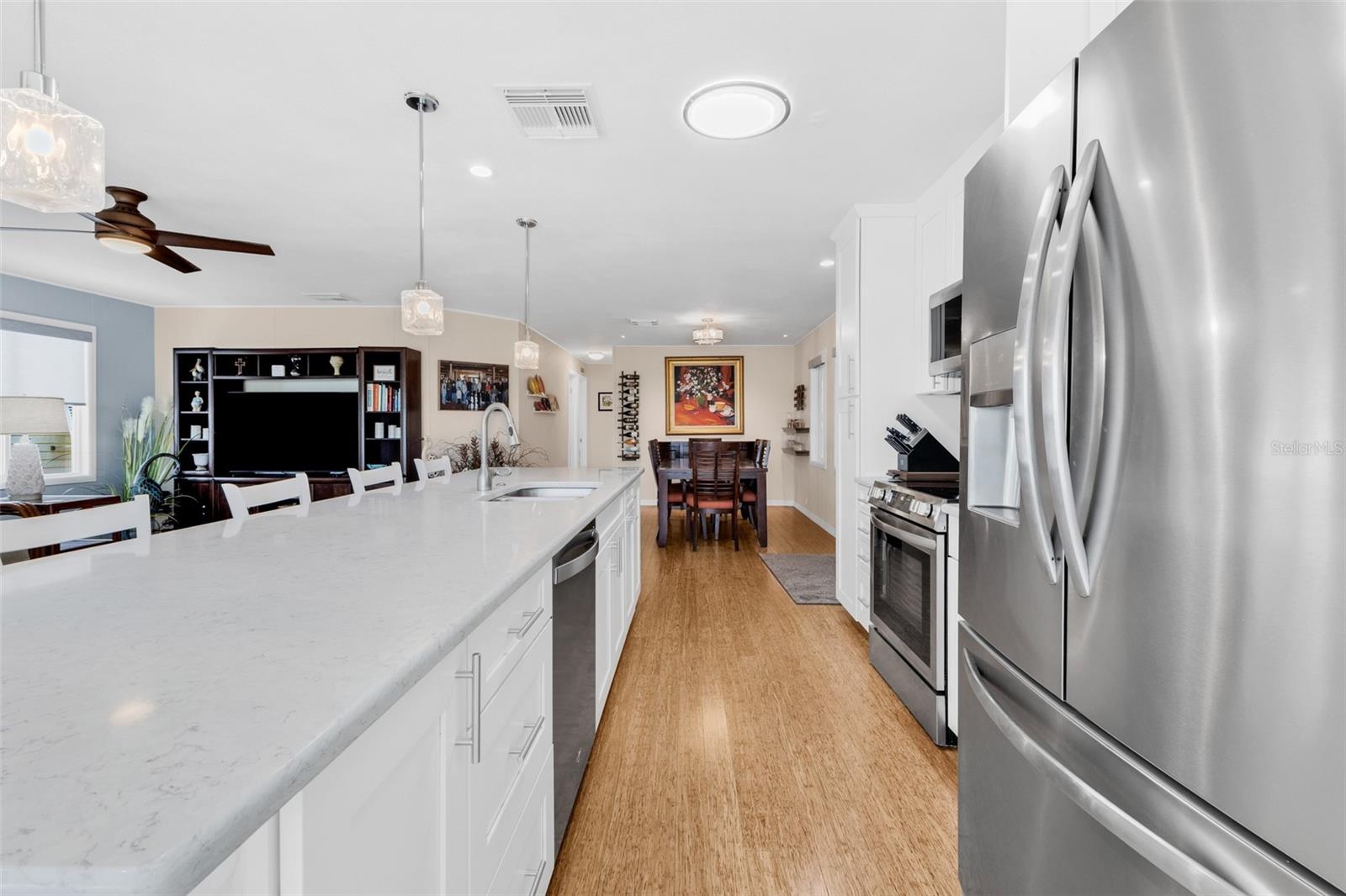 114 MARTINIQUE RD — photo 14