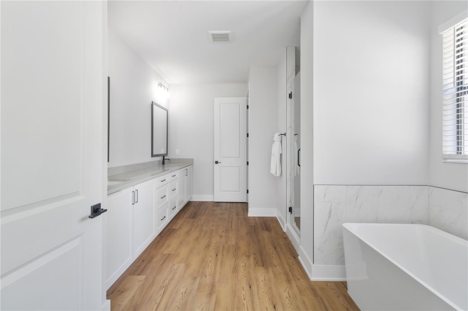 17000 NOKOTA AVE — photo 28