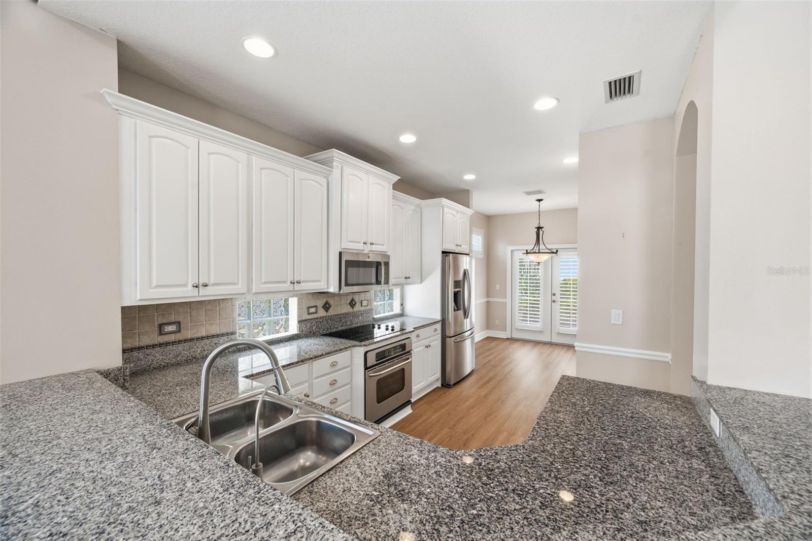 9985 SAGO POINT DR — photo 10