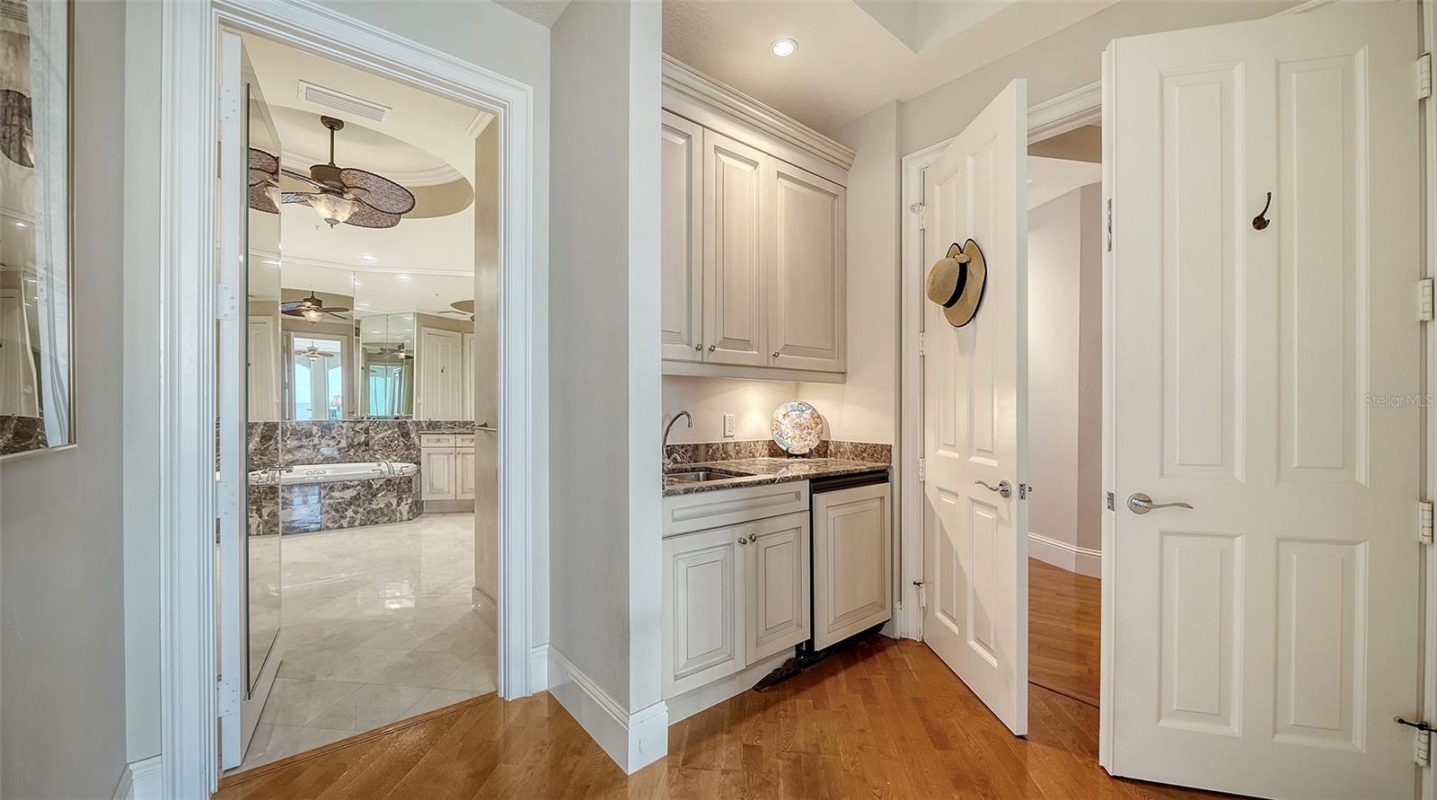 1300 BENJAMIN FRANKLIN DR #1205 & 1206 — photo 51