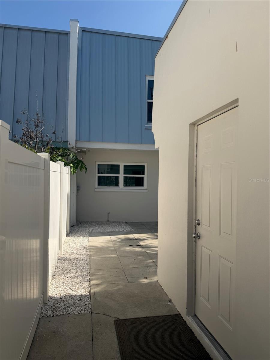 716 BAYWAY BLVD #6 — photo 4